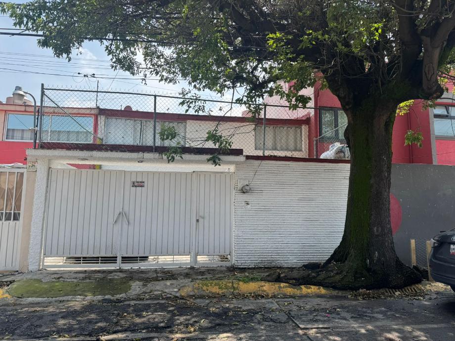 Tlalnepantla de Baz, Estado de méxico, 54050, Mexico, 3 Bedrooms Bedrooms, ,1 BathroomBathrooms,Residential,For Sale,1941924