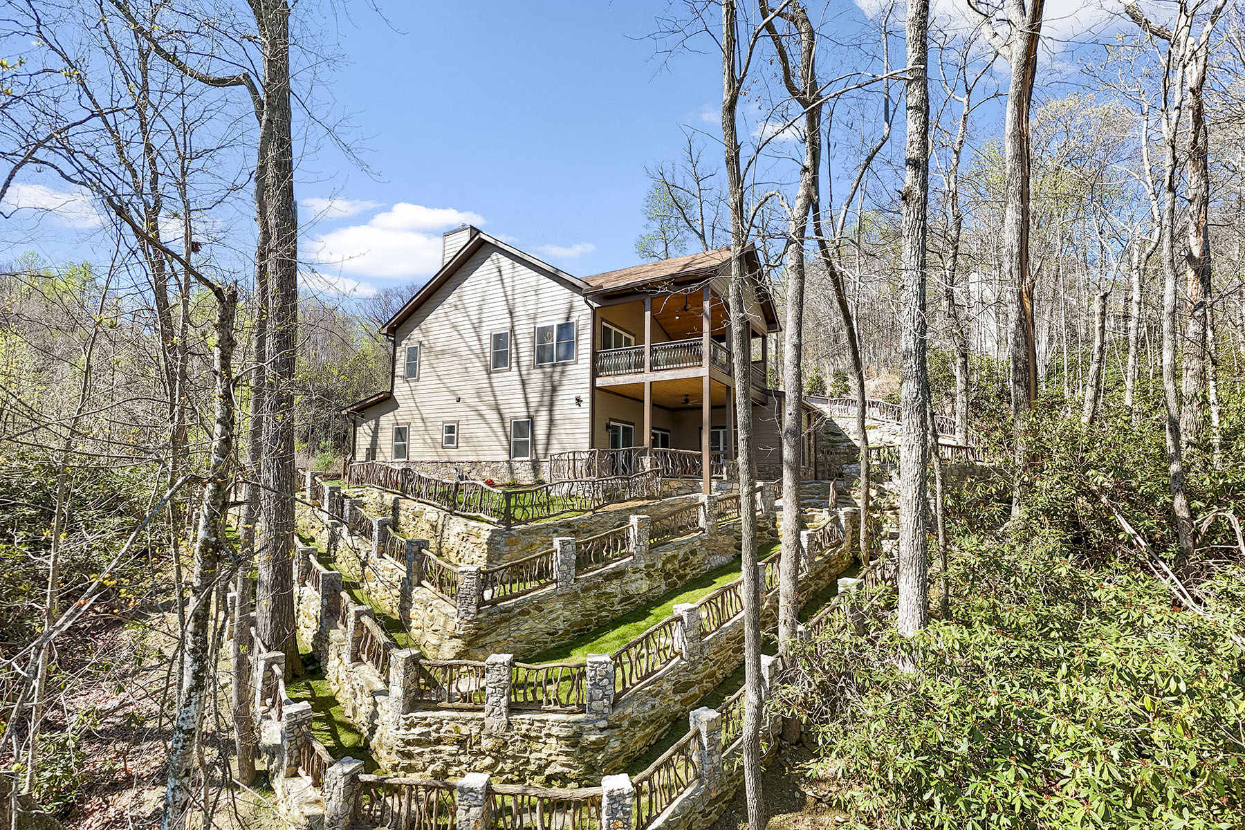  HENDERSONVILLE - 物件實景