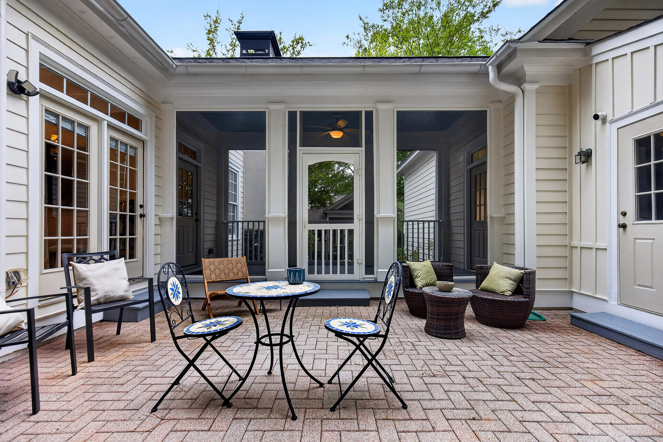  Lovely Home on Large Parkside Estate Lot in Beautiful North Cove - 物件實景