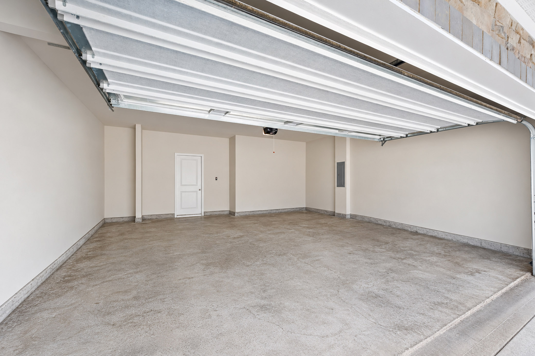  Move-In-Ready Living with a Home Office and Media Loft - 物件實景