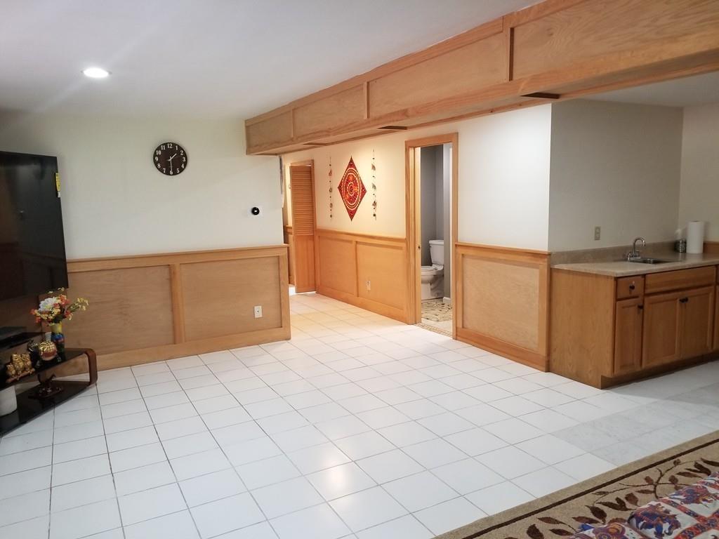 Chelmsford, Massachusetts, 01824, United States, 4 Bedrooms Bedrooms, ,3 BathroomsBathrooms,Residential,For Sale,1920536