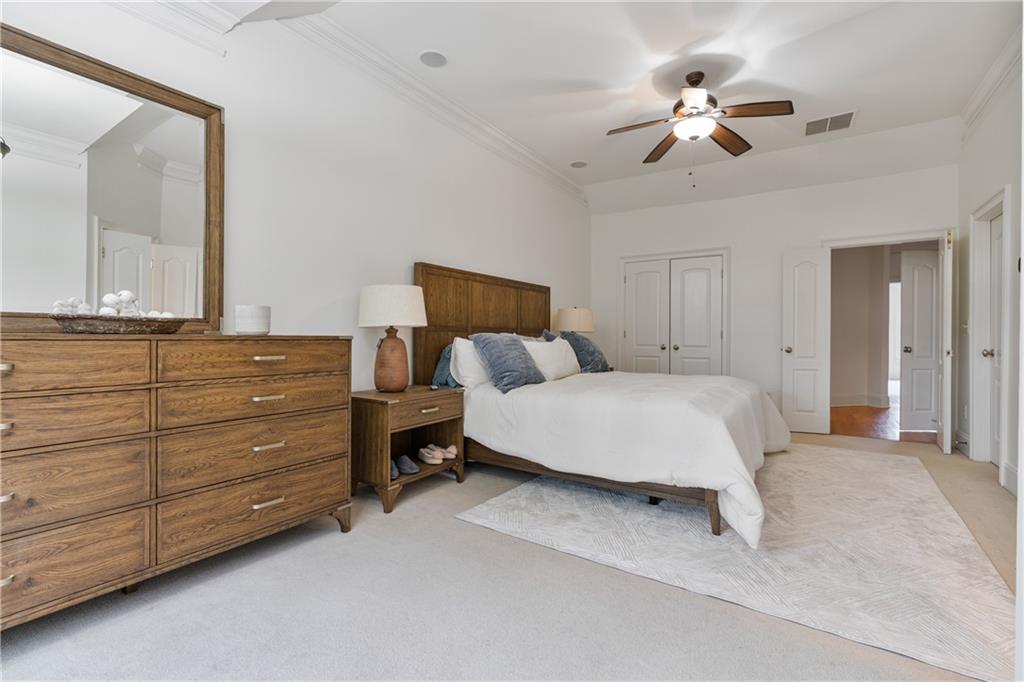 Sandy Springs, Georgia, 30328, United States, 2 Bedrooms Bedrooms, ,4 BathroomsBathrooms,Residential,For Sale,1923426