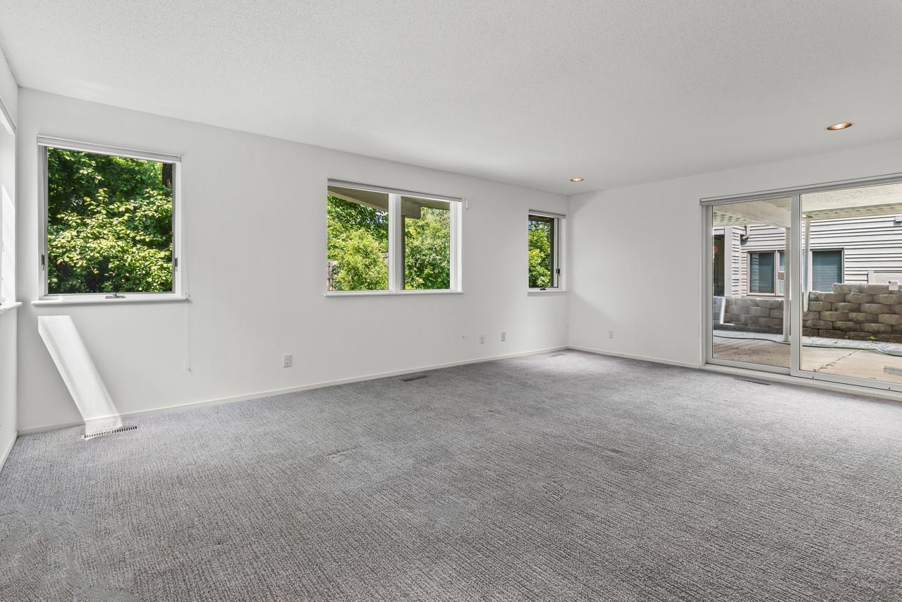 Minnetonka, Minnesota, 55305, United States, 3 Bedrooms Bedrooms, ,2 BathroomsBathrooms,Residential,For Sale,1903337