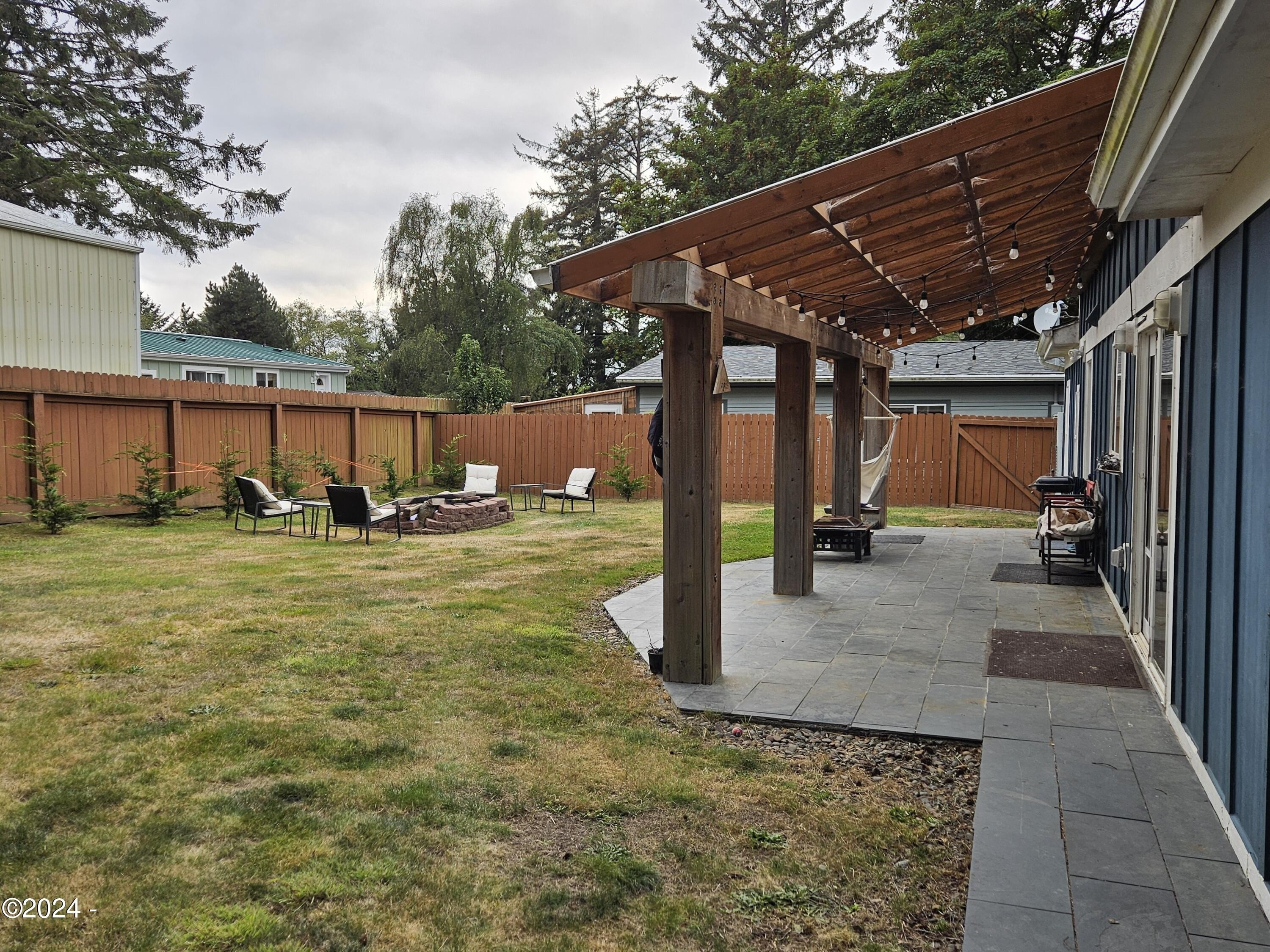 298 NE 53rd ST, Newport, Oregon, 97365, United States, 4 Bedrooms Bedrooms, ,2 BathroomsBathrooms,Residential,For Sale,298 NE 53rd ST,1623040