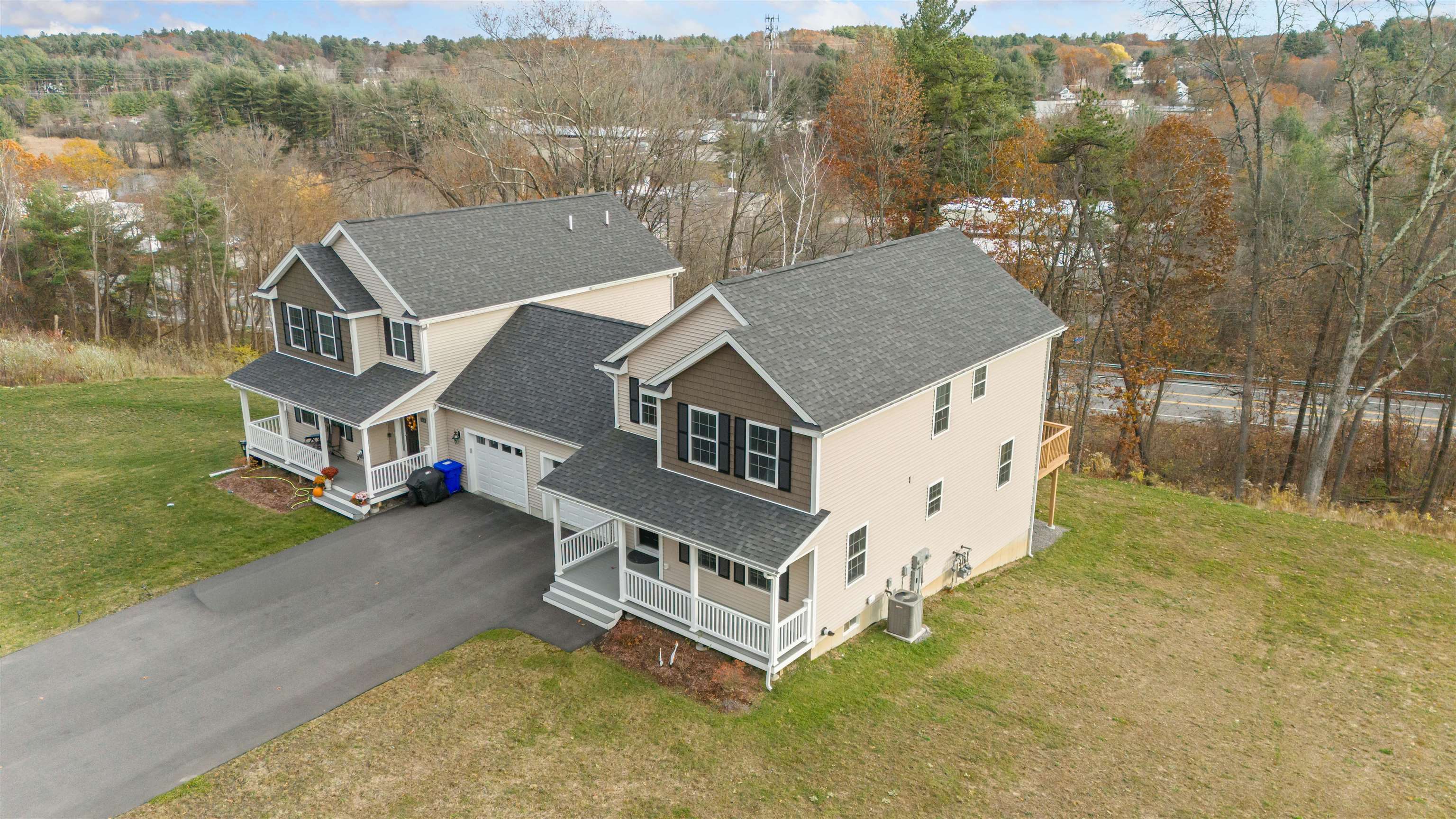 Hudson, New Hampshire, 03051, United States, 3 Bedrooms Bedrooms, ,2 BathroomsBathrooms,Residential,For Sale,1990943