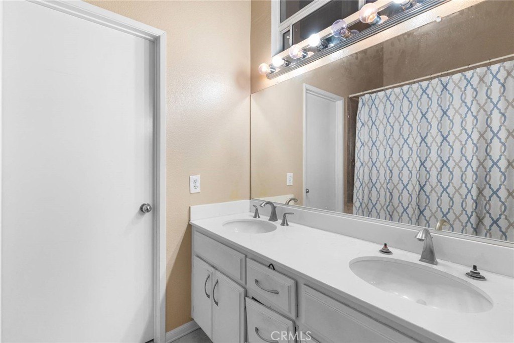 Corona, California, 92883, United States, 3 Bedrooms Bedrooms, ,3 BathroomsBathrooms,Residential,For Sale,1980804