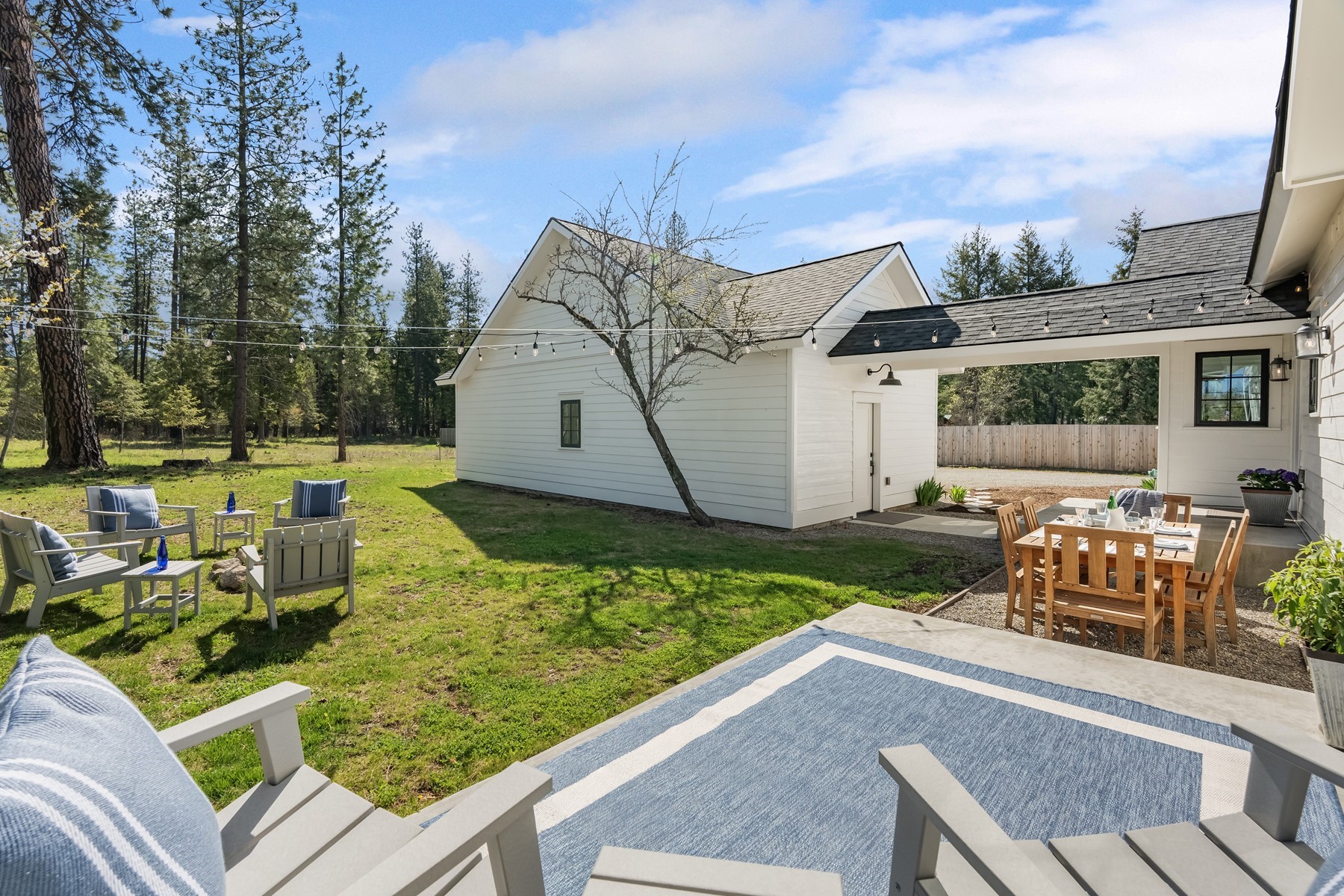  River Town Revival - 物件實景