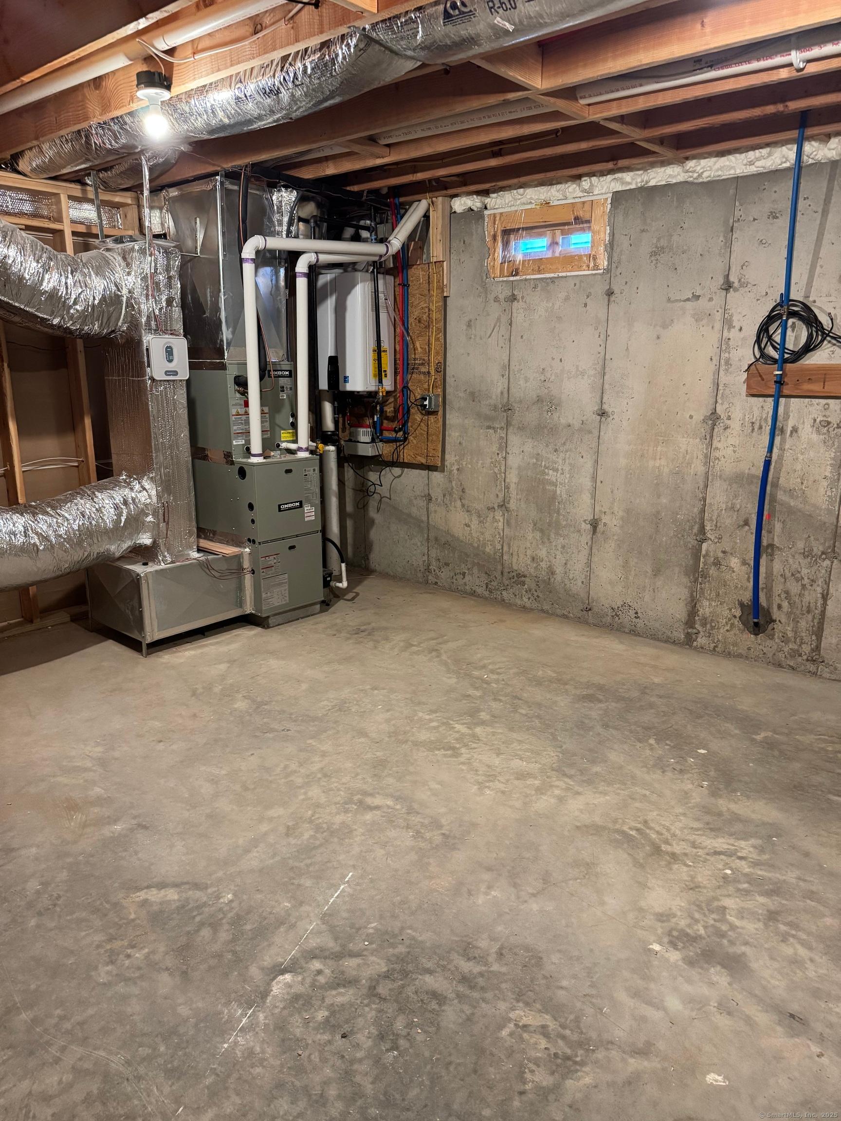 Bridgeport, Connecticut, 06606, United States, 4 Bedrooms Bedrooms, ,3 BathroomsBathrooms,Residential,For Sale,1978261