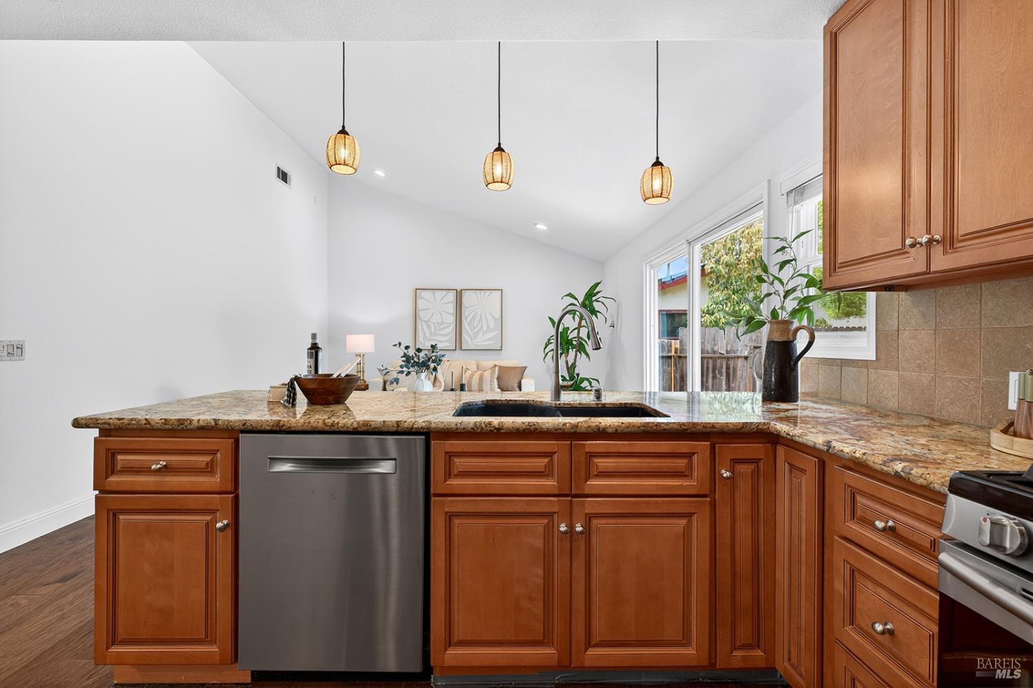 Petaluma, California, 94954, United States, 4 Bedrooms Bedrooms, ,2 BathroomsBathrooms,Residential,For Sale,2048082