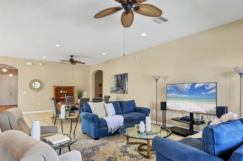 Palmetto, Florida, 34221, United States, 4 Bedrooms Bedrooms, ,3 BathroomsBathrooms,Residential,For Sale,1700640