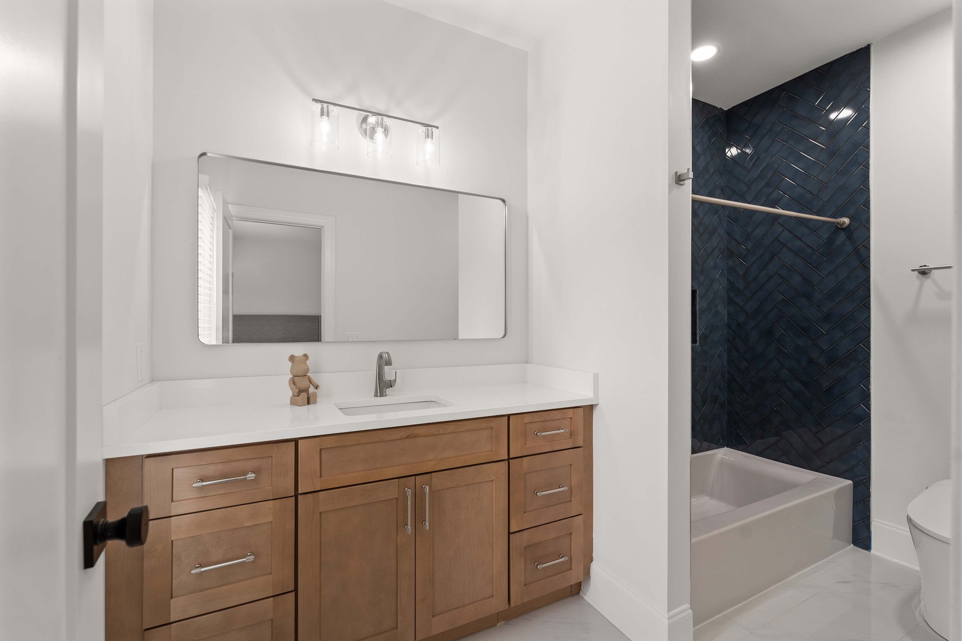  Resort-Style Living Overlooking the 13th Green and Lake - 物件實景