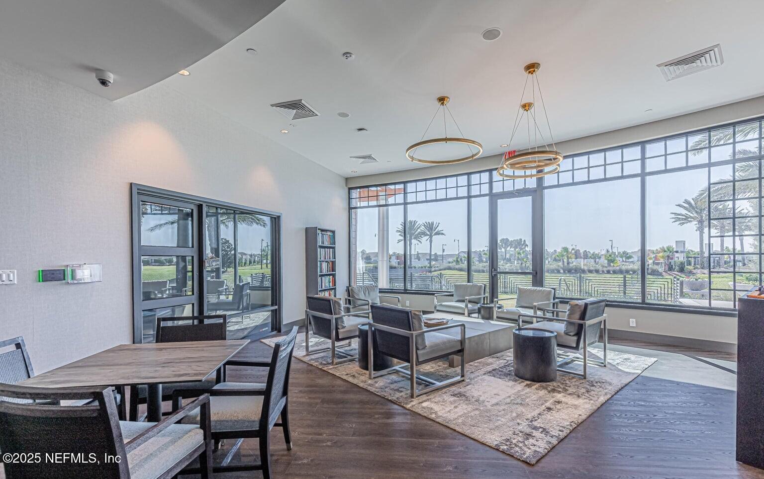 Jacksonville, Florida, 32256, United States, 3 Bedrooms Bedrooms, ,3 BathroomsBathrooms,Residential,For Sale,2003053