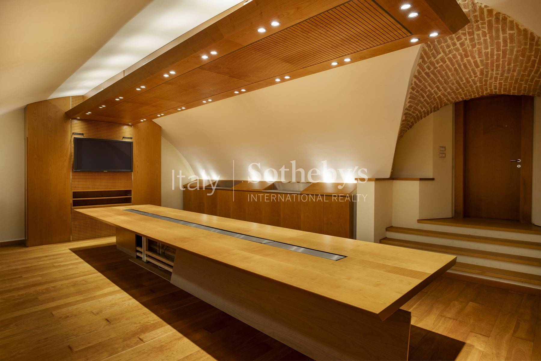  Elegant Historic Villa with Private Park and Rooftop Garden - 物件實景