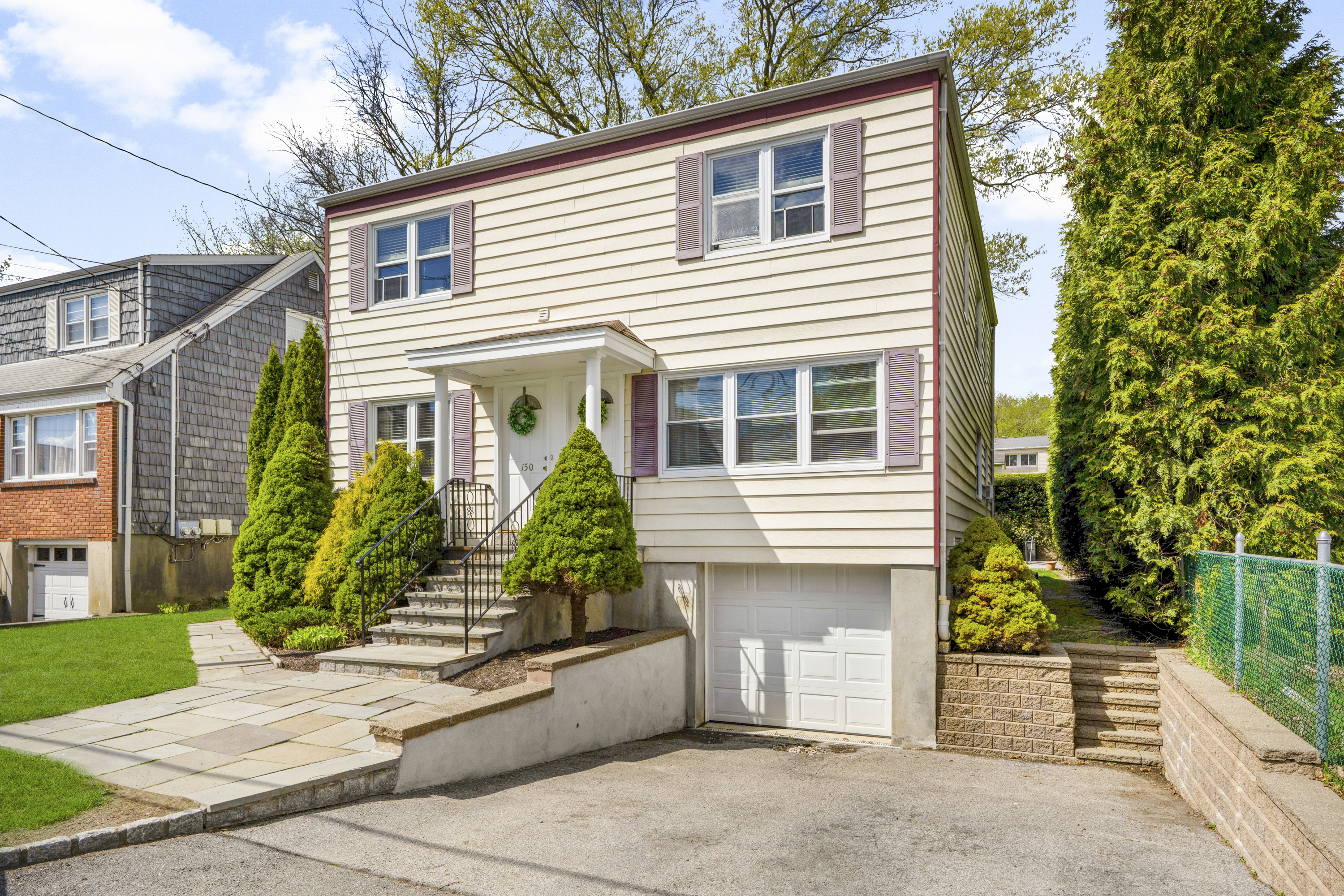  Lovely Harrison Two-Family Duplex - 物件實景