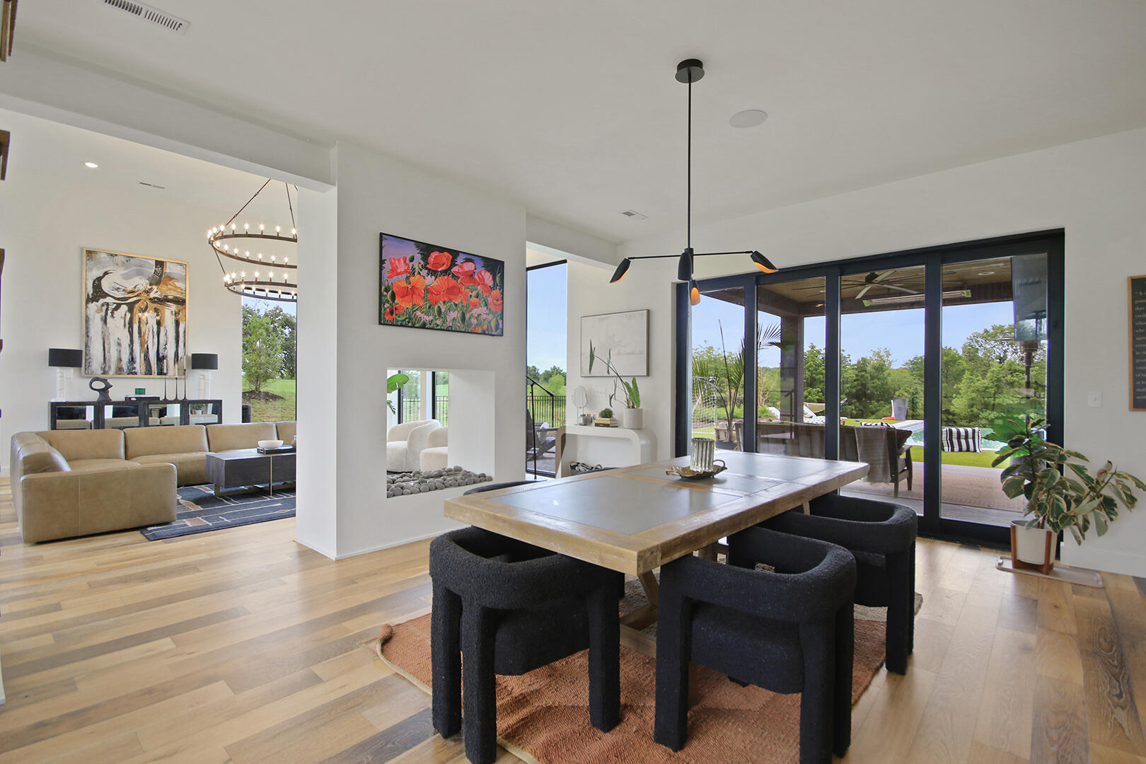 COLUMBIA, Missouri, 65202, United States, 5 Bedrooms Bedrooms, ,5 BathroomsBathrooms,Residential,For Sale,2019373
