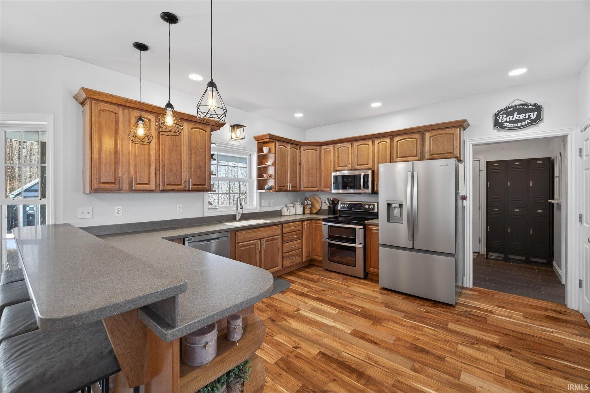 Spencer, Indiana, 47460, United States, 5 Bedrooms Bedrooms, ,4 BathroomsBathrooms,Residential,For Sale,2018633