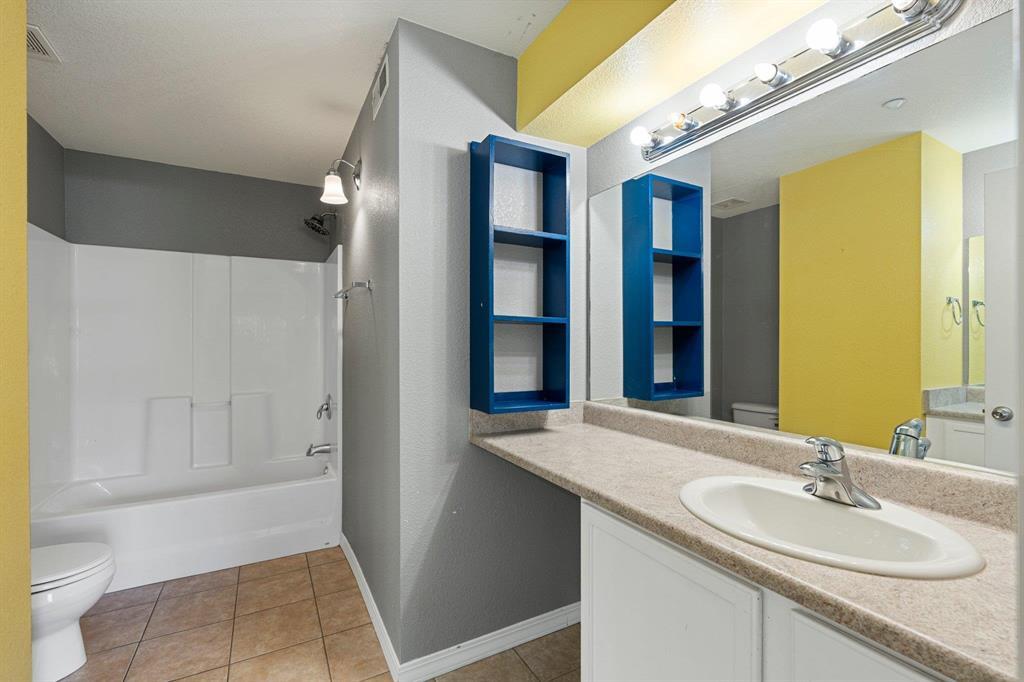 Durango, Colorado, 81301, United States, 2 Bedrooms Bedrooms, ,2 BathroomsBathrooms,Residential,For Sale,1873878