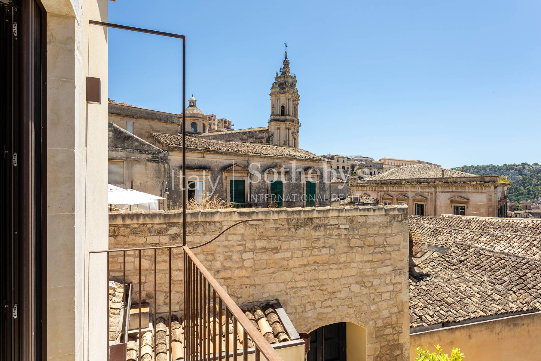  Detached house with swimming pool in the historic center of Modica - 物件實景