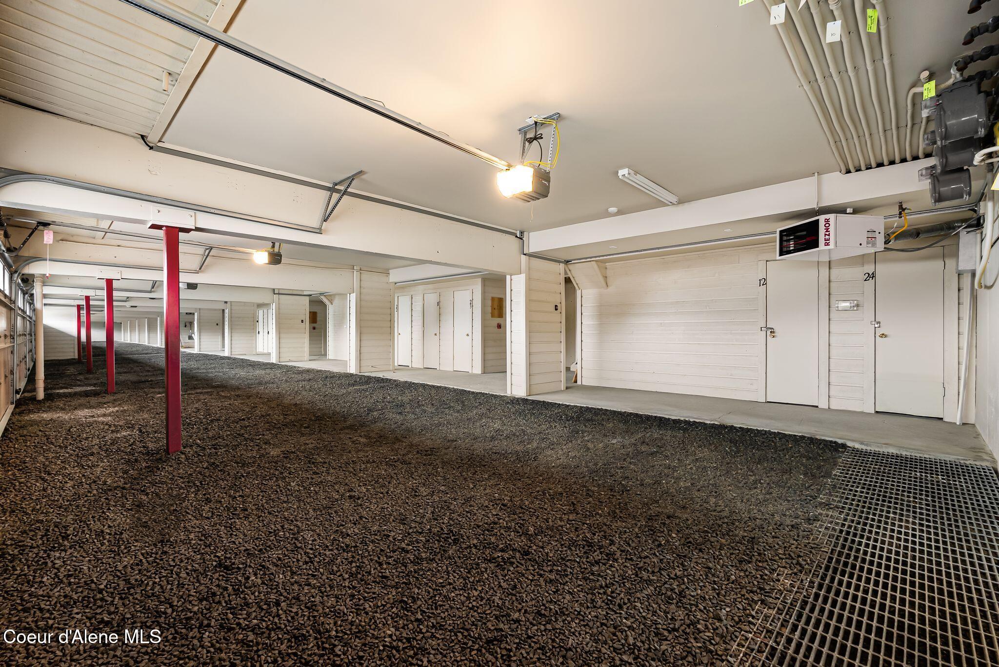 Sandpoint, Idaho, 83864, United States, 1 Bedroom Bedrooms, ,1 BathroomBathrooms,Residential,For Sale,1994218