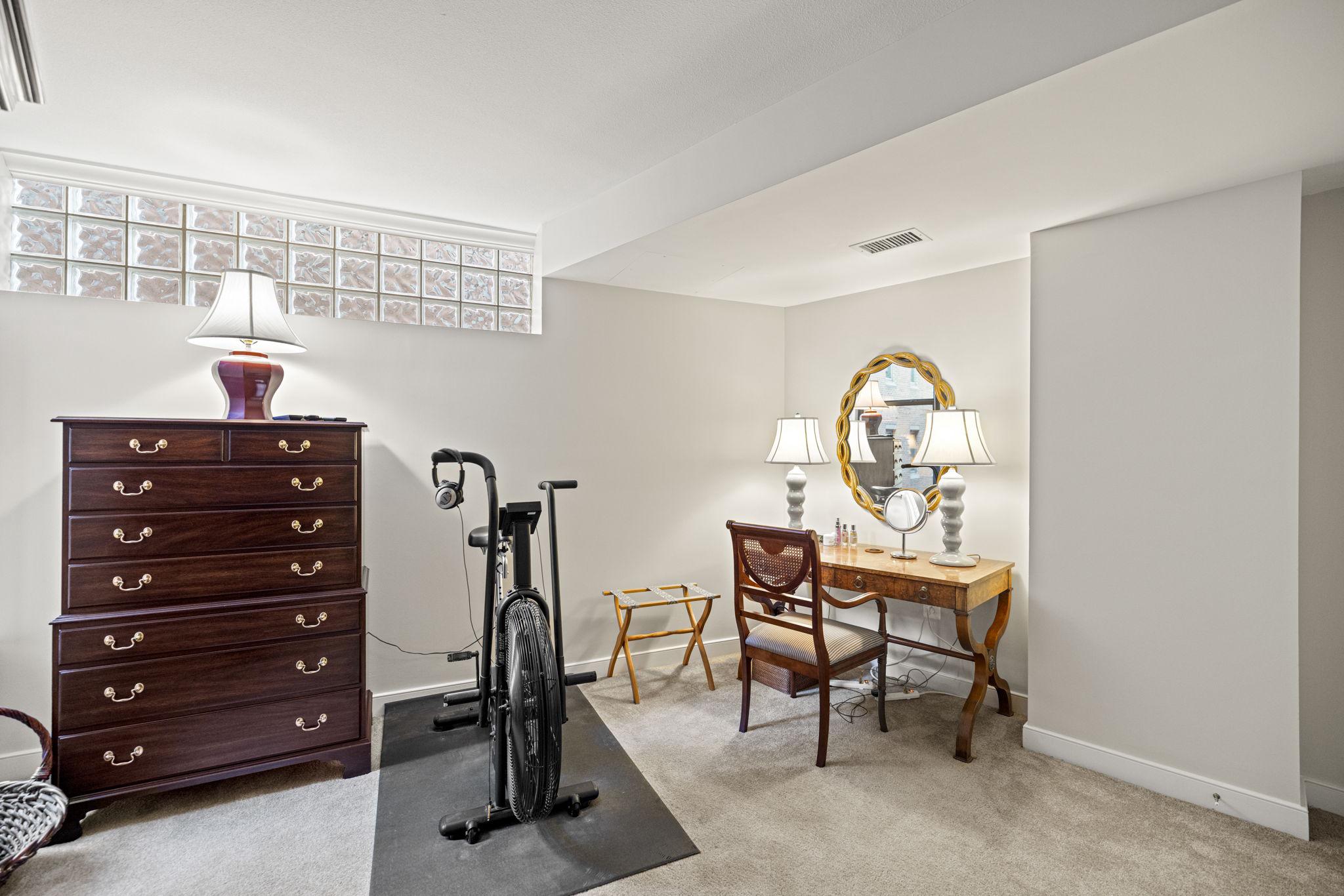 616 E E Street NW, Washington, DC, 20004 - 物件實景
