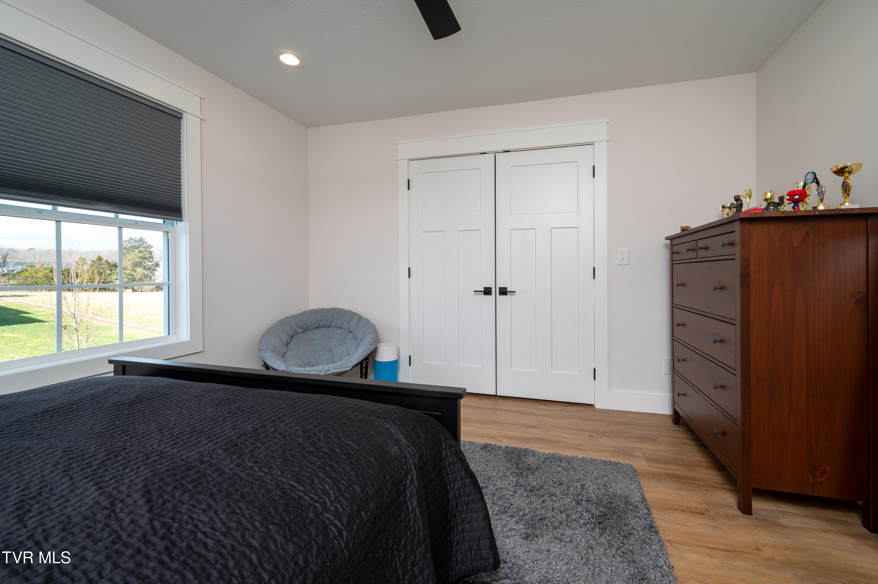 Greeneville, Tennessee, 37745, United States, 4 Bedrooms Bedrooms, ,3 BathroomsBathrooms,Residential,For Sale,2005652