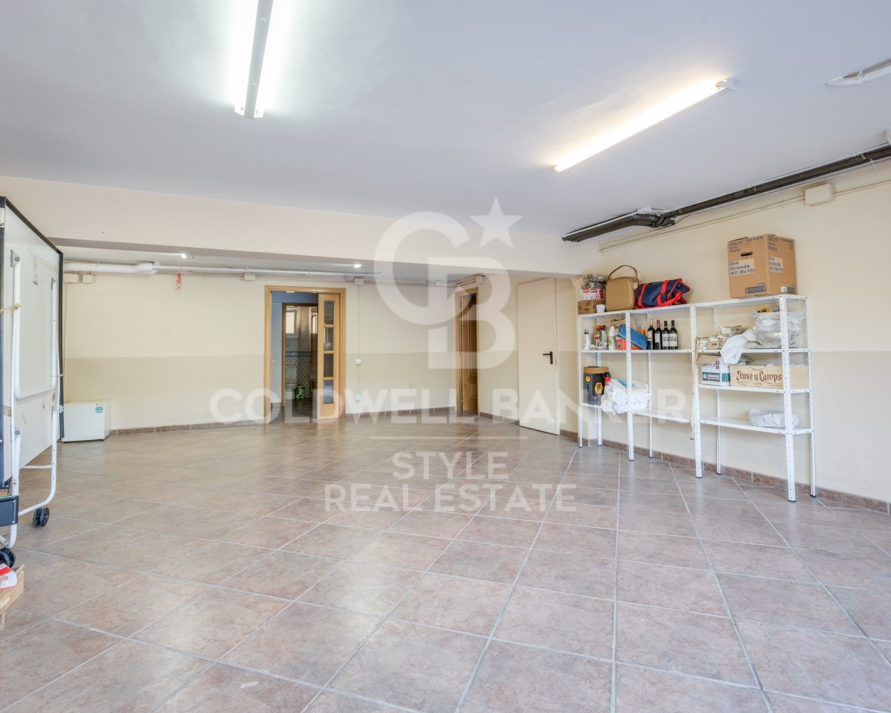Calle Anne Frank D' Barcelona, Sabadell, La Conc?, Sabadell, Catalonia, 08206, ES, 6 Bedrooms Bedrooms, ,4 BathroomsBathrooms,Residential,For Sale,Calle Anne Frank D' Barcelona, Sabadell, La Conc?,1622954