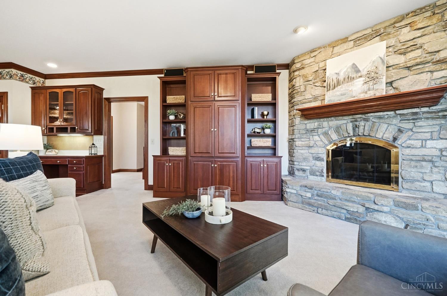 Anderson Twp, Ohio, 45230, United States, 5 Bedrooms Bedrooms, ,6 BathroomsBathrooms,Residential,For Sale,1988245