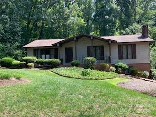 Magnolia Rd, North Wilkesboro, NC 28659