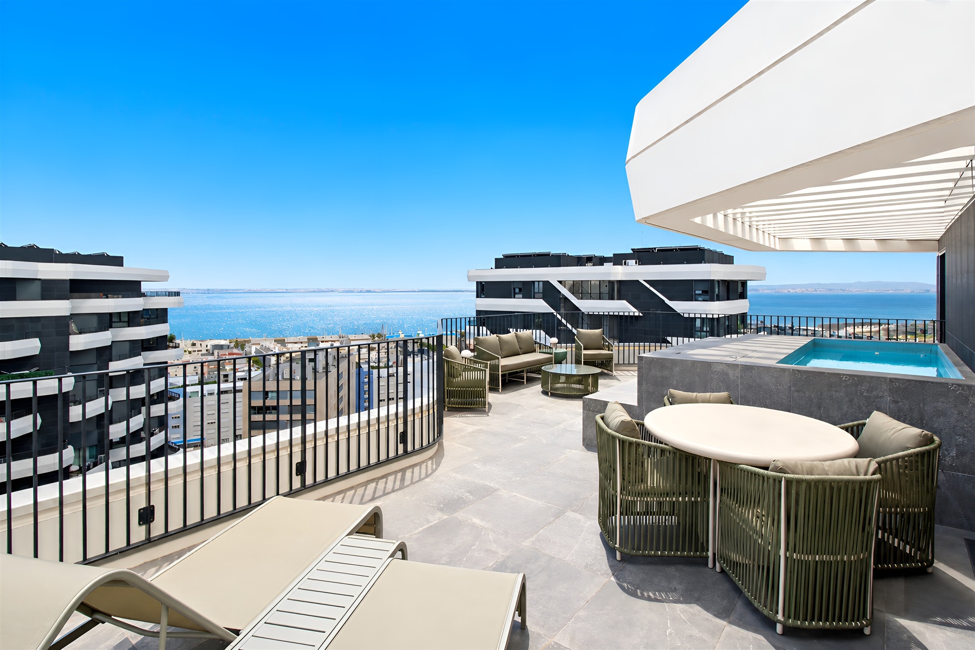  Flat, 2 bedrooms, for Sale - 物件實景