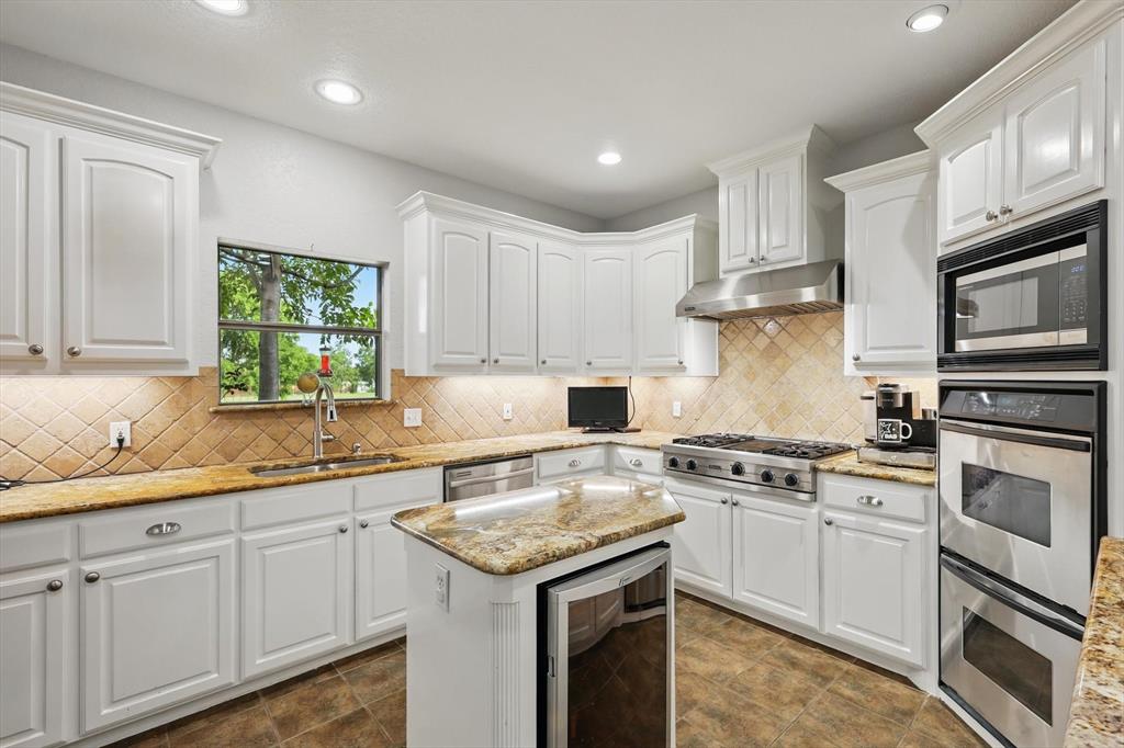 Midlothian, Texas, 76065, United States, 3 Bedrooms Bedrooms, ,3 BathroomsBathrooms,Residential,For Sale,1887438