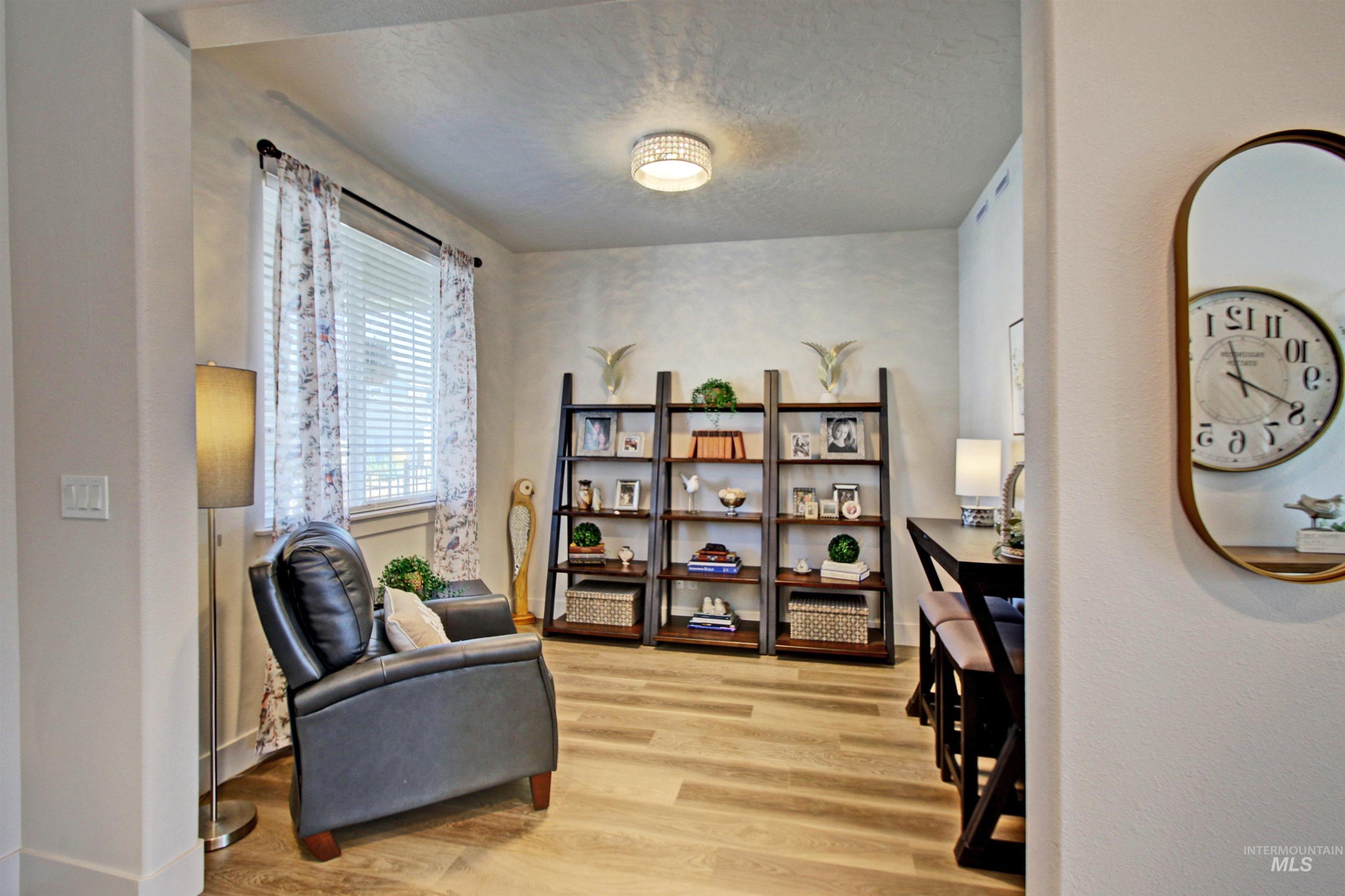 Meridian, Idaho, 83642, United States, 4 Bedrooms Bedrooms, ,Residential,For Sale,1911004