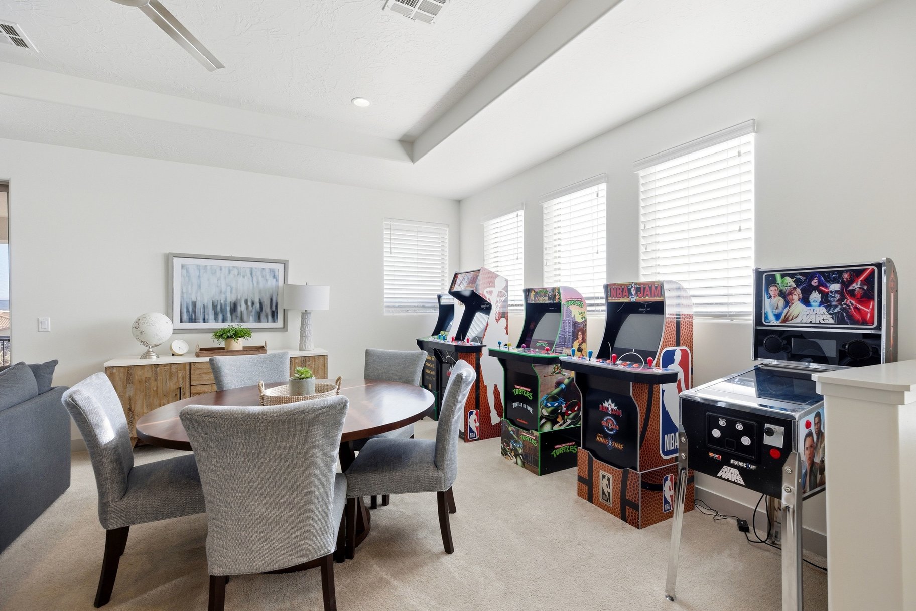  Turnkey Vacation Home With Short-Term Rental Potential - 物件實景