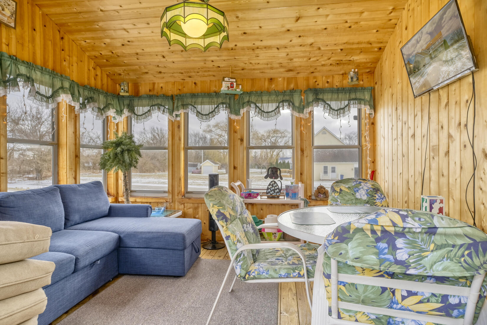 St. John, Indiana, 46373, United States, 4 Bedrooms Bedrooms, ,3 BathroomsBathrooms,Residential,For Sale,2037863