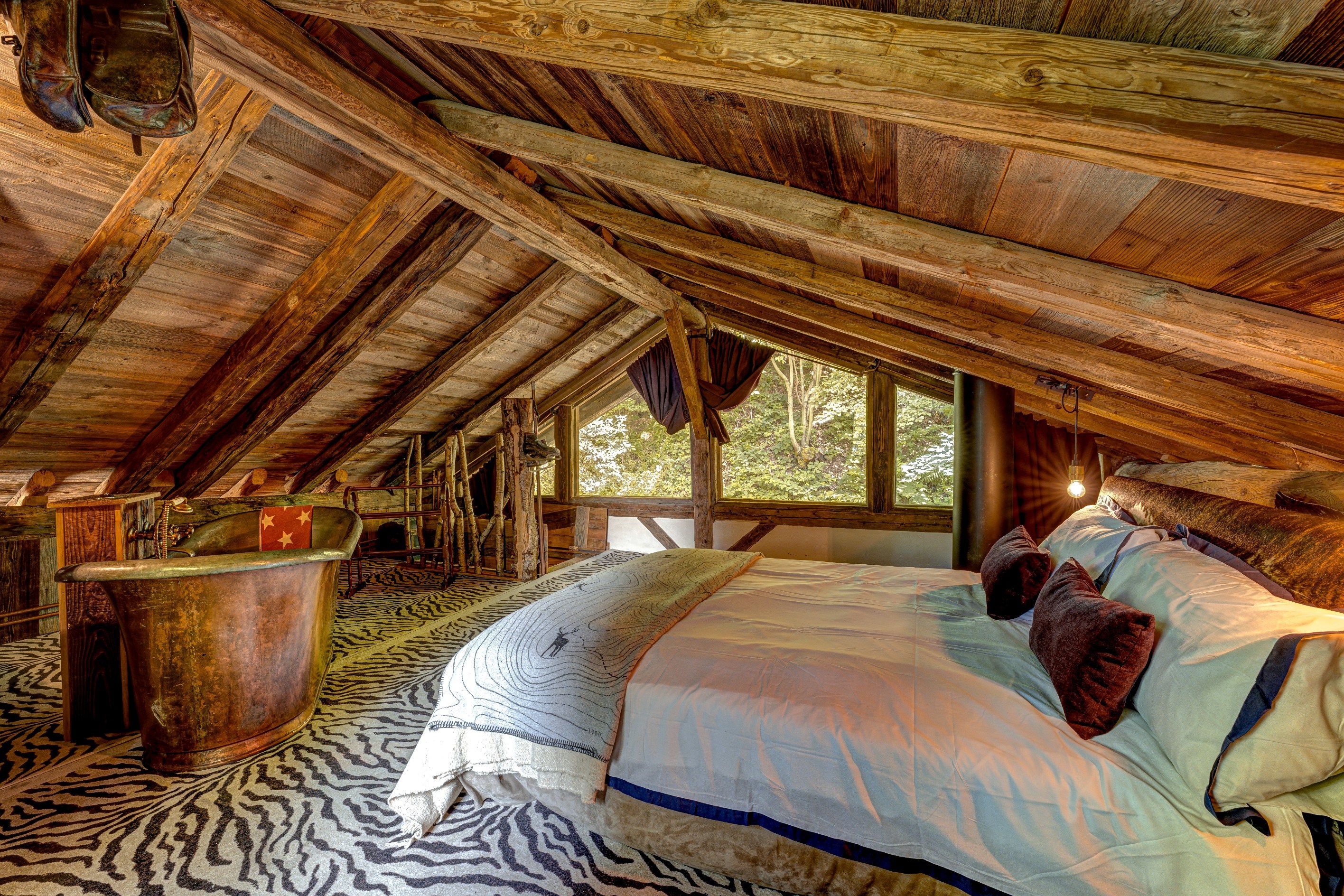  EXCLUSIVITY - CHALET DIANE & 2 GUEST HOUSES - 物件實景