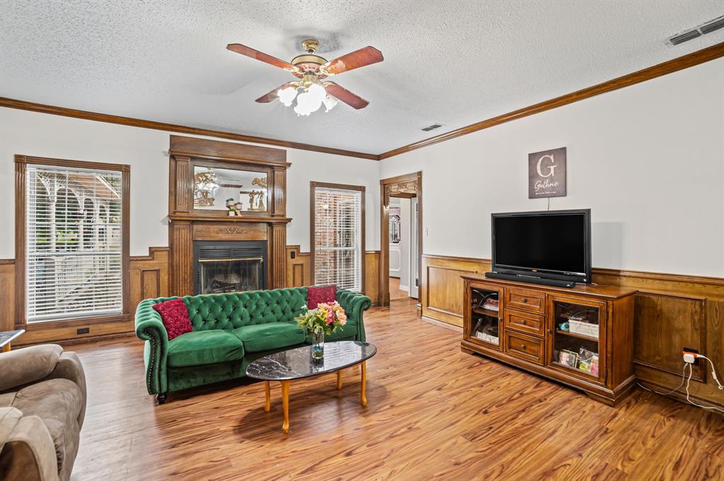 Palmer, Texas, 75152, United States, 4 Bedrooms Bedrooms, ,4 BathroomsBathrooms,Residential,For Sale,1943207