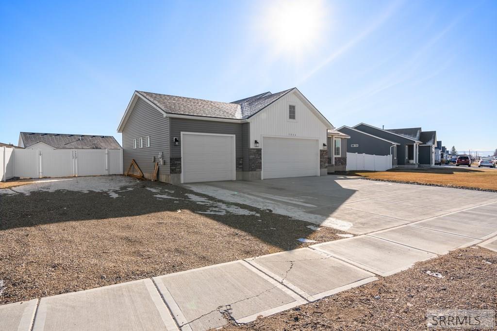 IDAHO FALLS, Idaho, 83401, United States, 4 Bedrooms Bedrooms, ,3 BathroomsBathrooms,Residential,For Sale,2013508