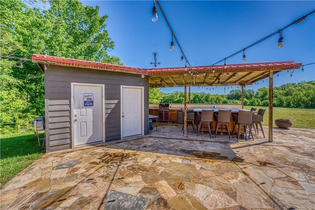 Harrison, Arkansas, 72601, United States, 4 Bedrooms Bedrooms, ,4 BathroomsBathrooms,Residential,For Sale,1763451