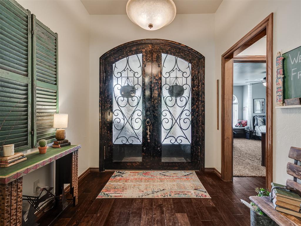 Jones, Oklahoma, 73049, United States, 4 Bedrooms Bedrooms, ,5 BathroomsBathrooms,Residential,For Sale,1987099