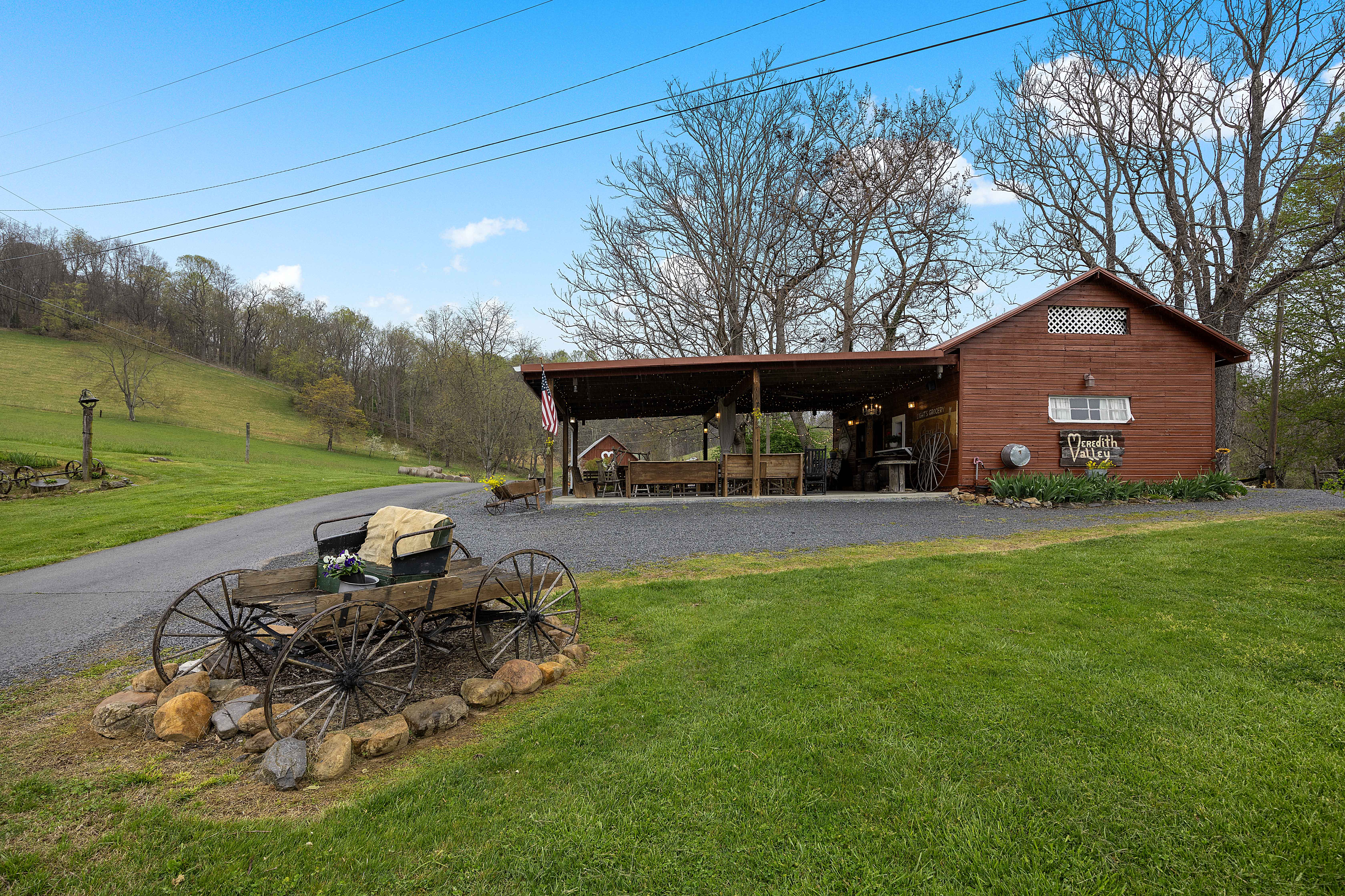  374 Sycamore Shoals Drive, Elizabethton, TN, 37643 - 物件實景