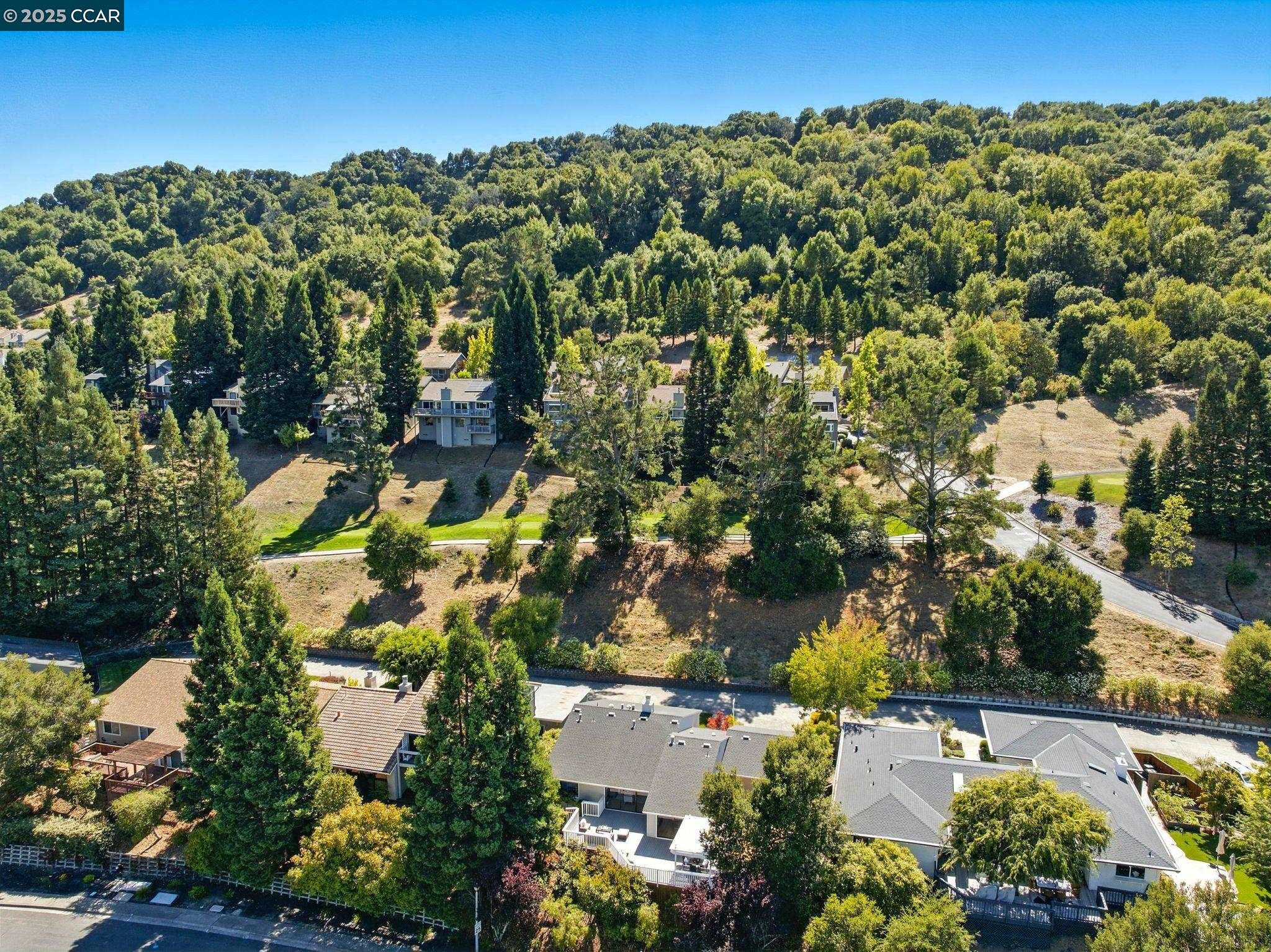 Moraga, California, 94556, United States, 3 Bedrooms Bedrooms, ,2 BathroomsBathrooms,Residential,For Sale,1926288