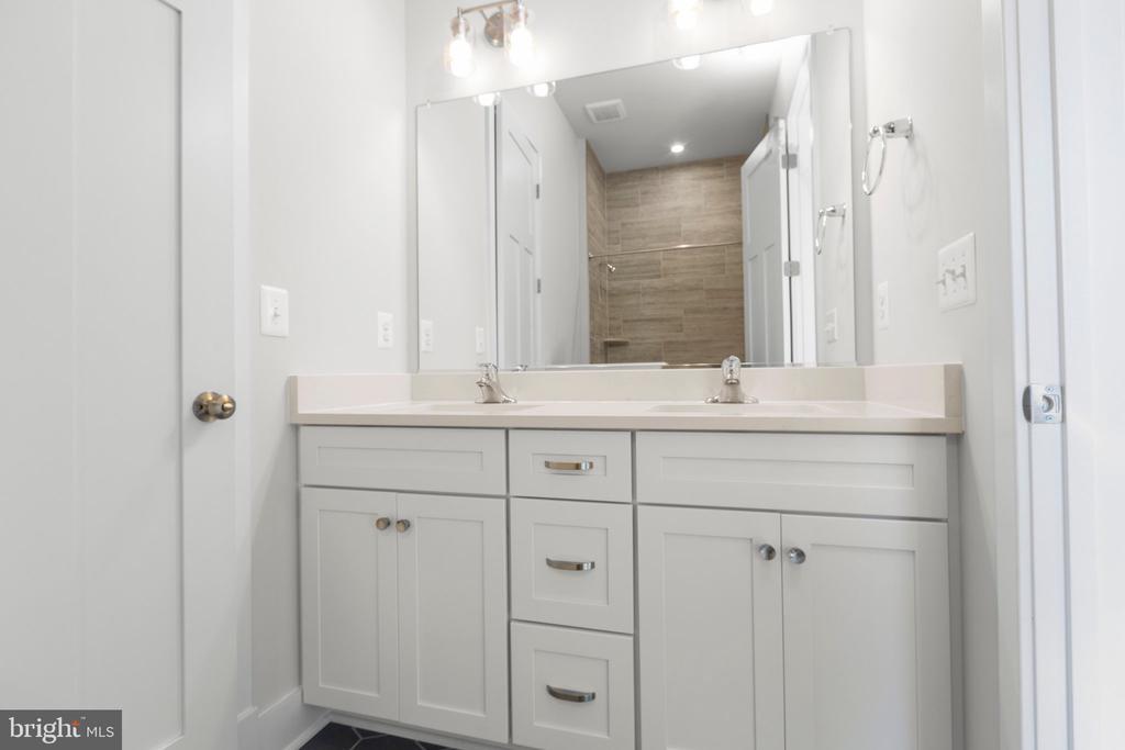 Spotsylvania, Virginia, 22551, United States, 4 Bedrooms Bedrooms, ,4 BathroomsBathrooms,Residential,For Sale,1850114