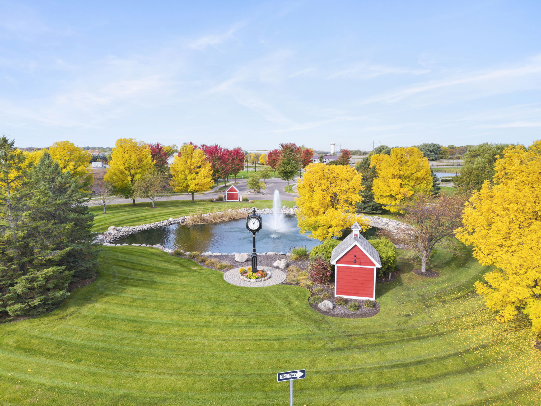  Contemporary Farmhouse Charm in Coveted Towne Lakes - 物件實景