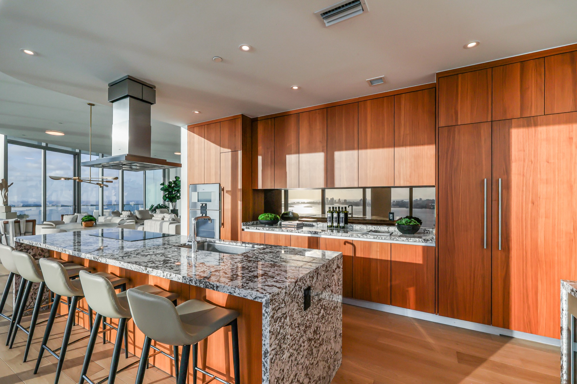  175 SE 25 Road, Miami, FL, 33129 - 物件實景