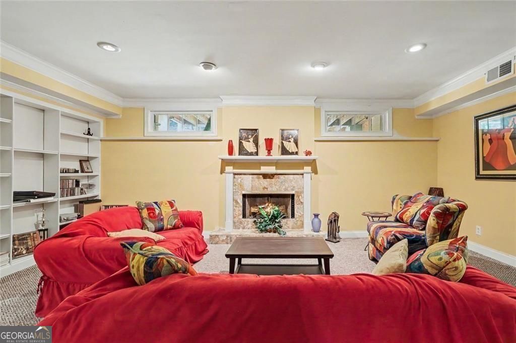 Atlanta, Georgia, 30331, United States, 6 Bedrooms Bedrooms, ,5 BathroomsBathrooms,Residential,For Sale,2036323