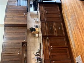 Maspeth, New York, 11378, United States, 5 Bedrooms Bedrooms, ,2 BathroomsBathrooms,Residential,For Sale,1686849