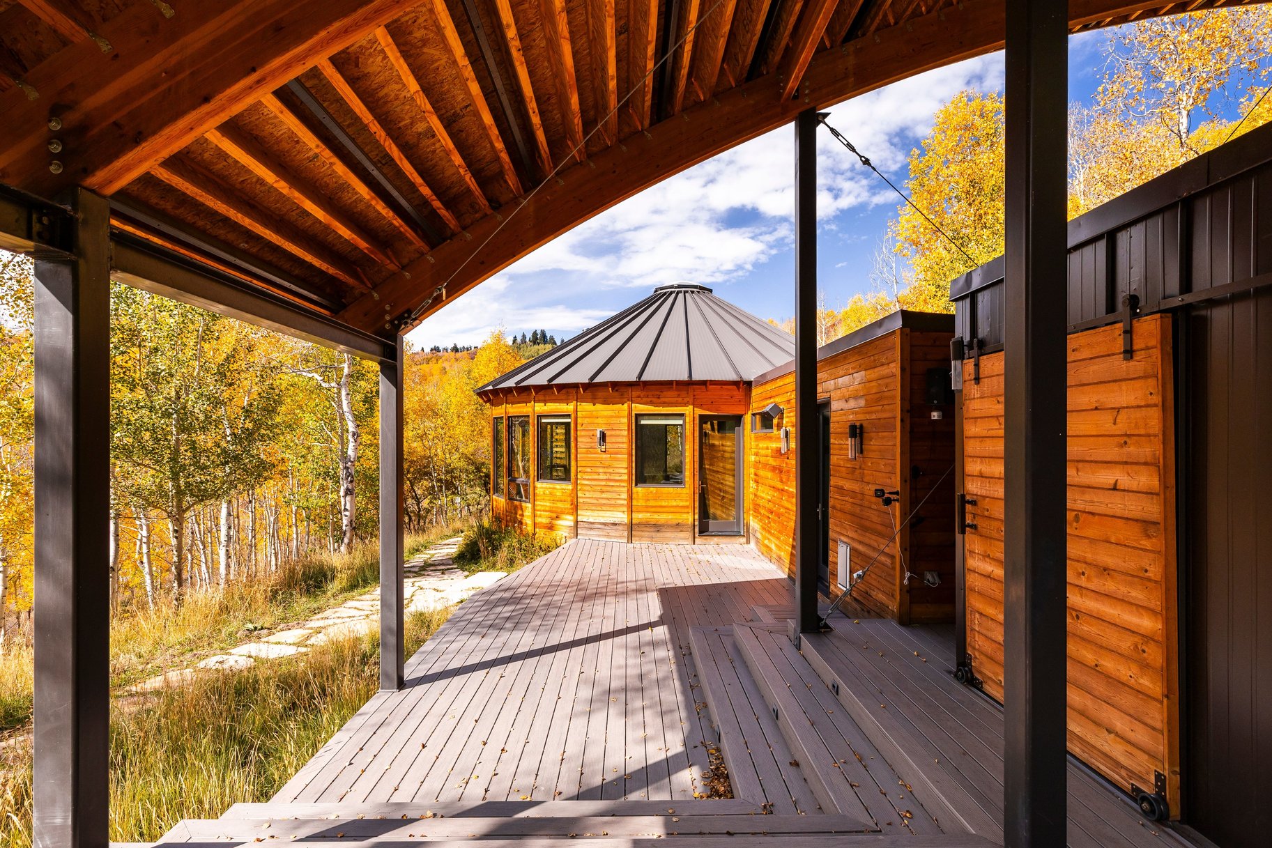  One of a Kind Mountain Retreat on Nearly 12 Acres with Panoramic Ski Resort View - 物件實景