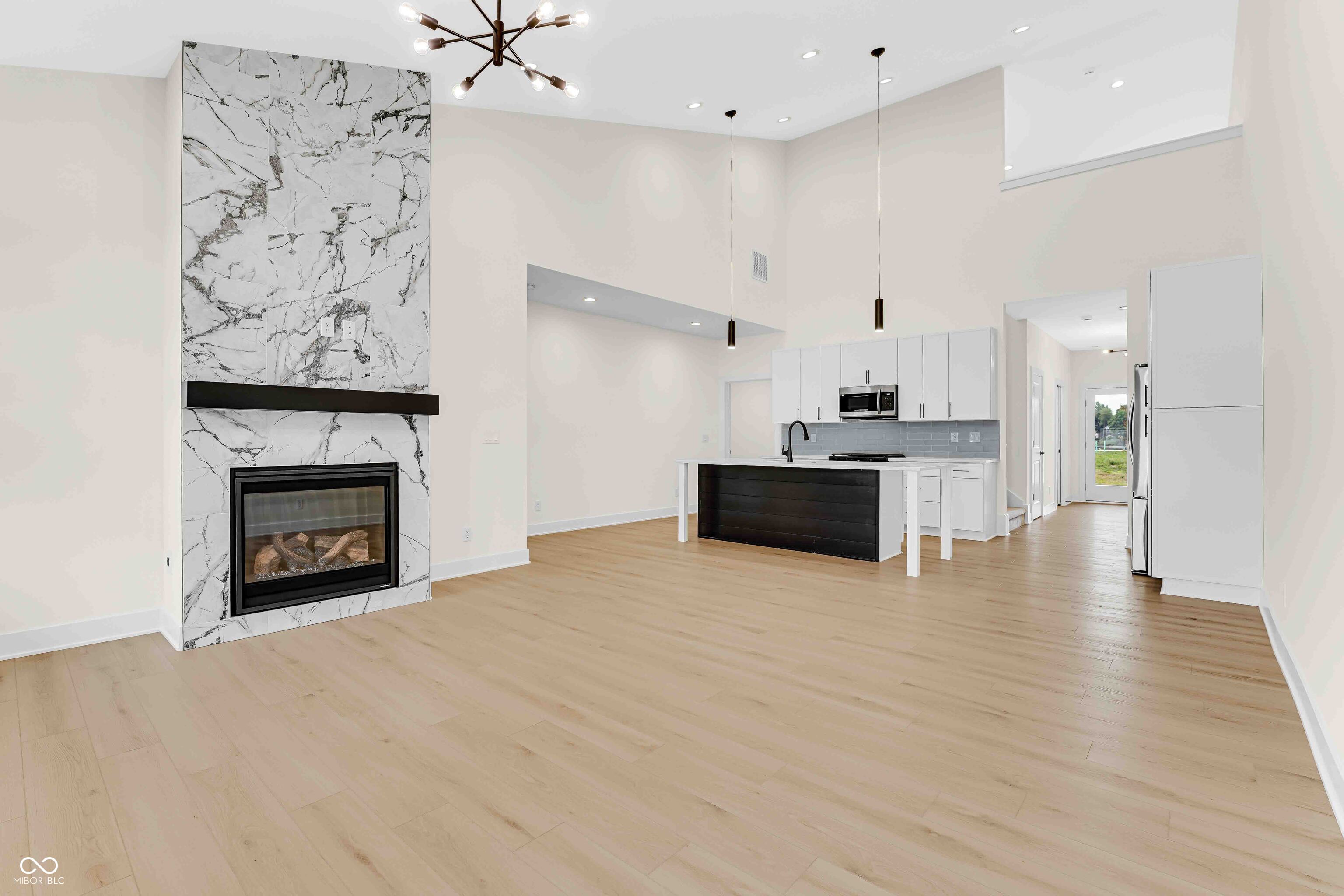 Noblesville, Indiana, 46062, United States, 3 Bedrooms Bedrooms, ,3 BathroomsBathrooms,Residential,For Sale,1881140