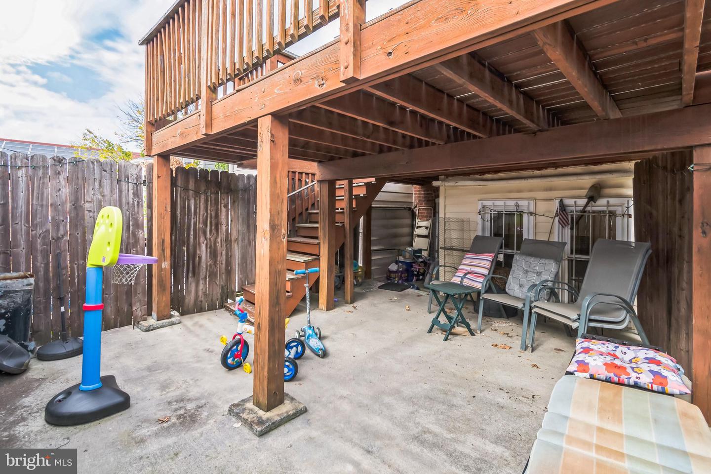 WASHINGTON, District of Columbia, 20010, United States, 4 Bedrooms Bedrooms, ,2 BathroomsBathrooms,Residential,For Sale,1976493