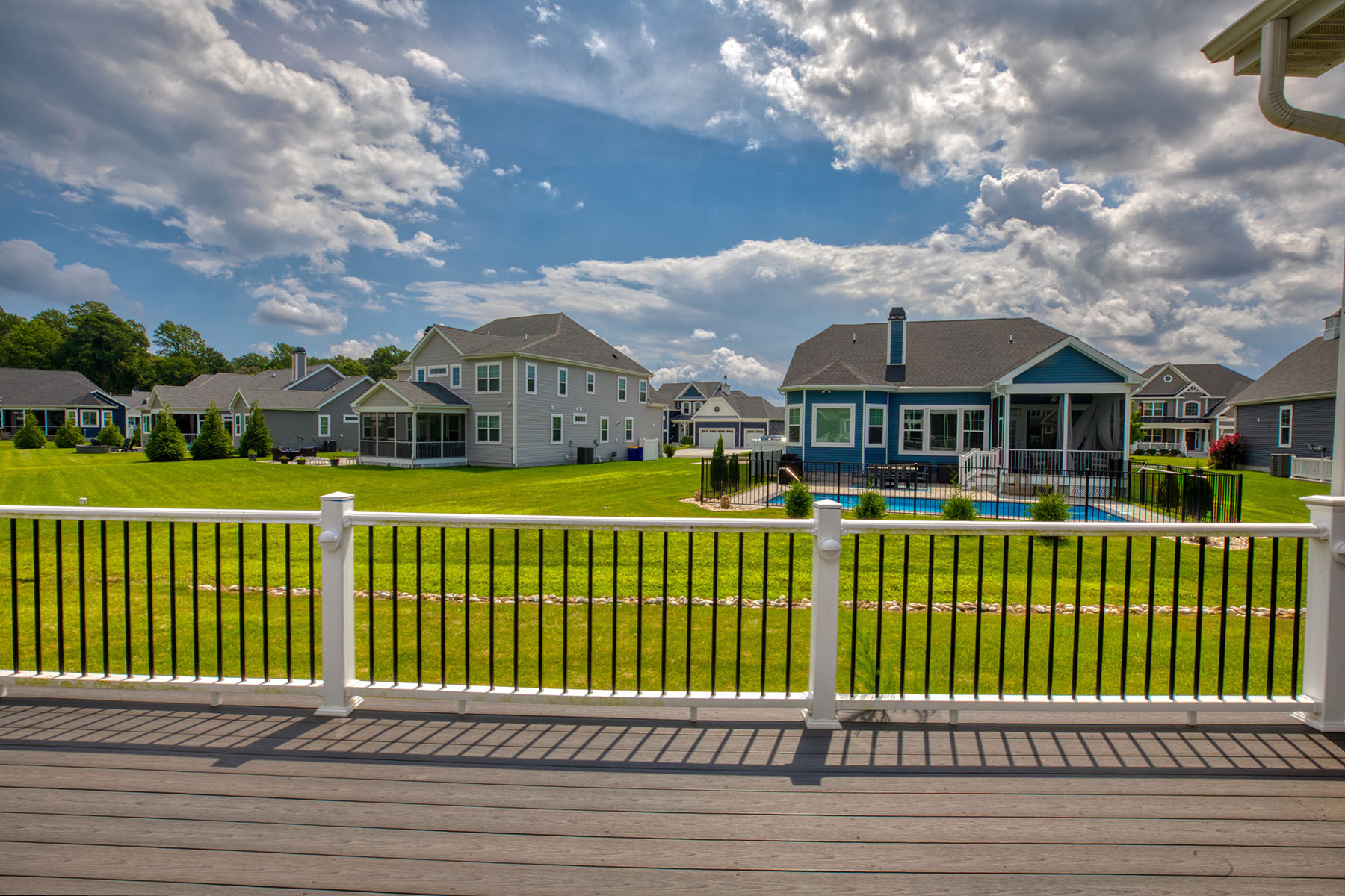  24174 Bunting Circle - 物件實景