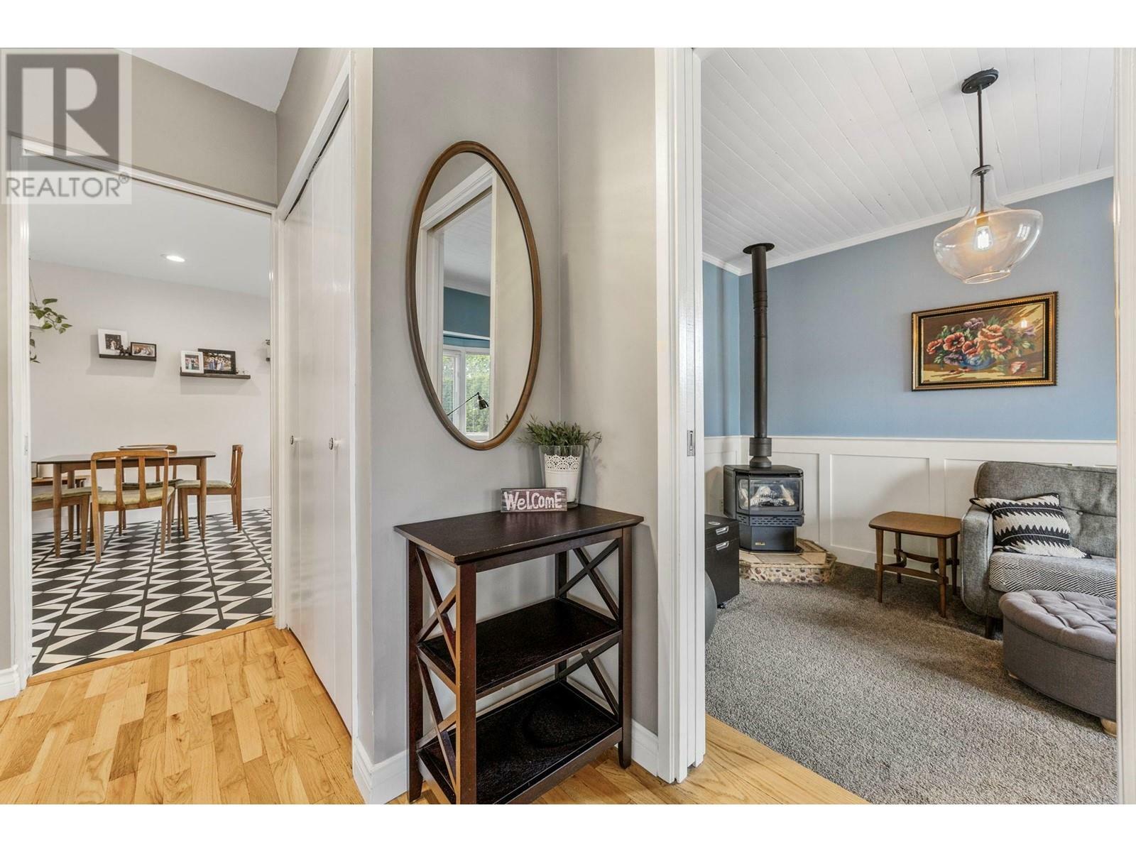 KELOWNA, British Columbia, V1Y 6A2, CA, 4 Bedrooms Bedrooms, ,3 BathroomsBathrooms,Residential,For Sale,1838696